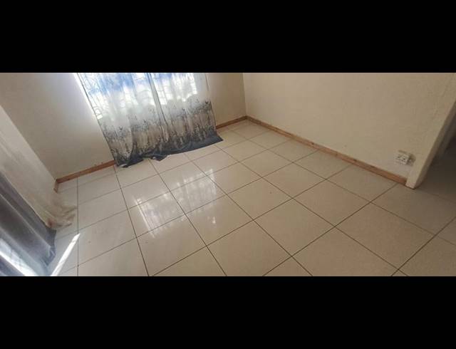3 BEDROOM HOUSE FOR SALE IN PRETORIA GARDENS
